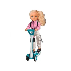 Nancy Un Día Con Mi Patinete